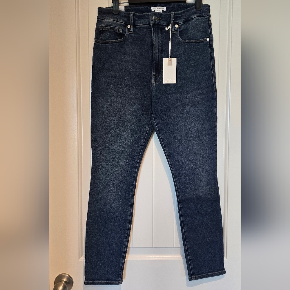 Good American Jeans. Good Legs Crop.
